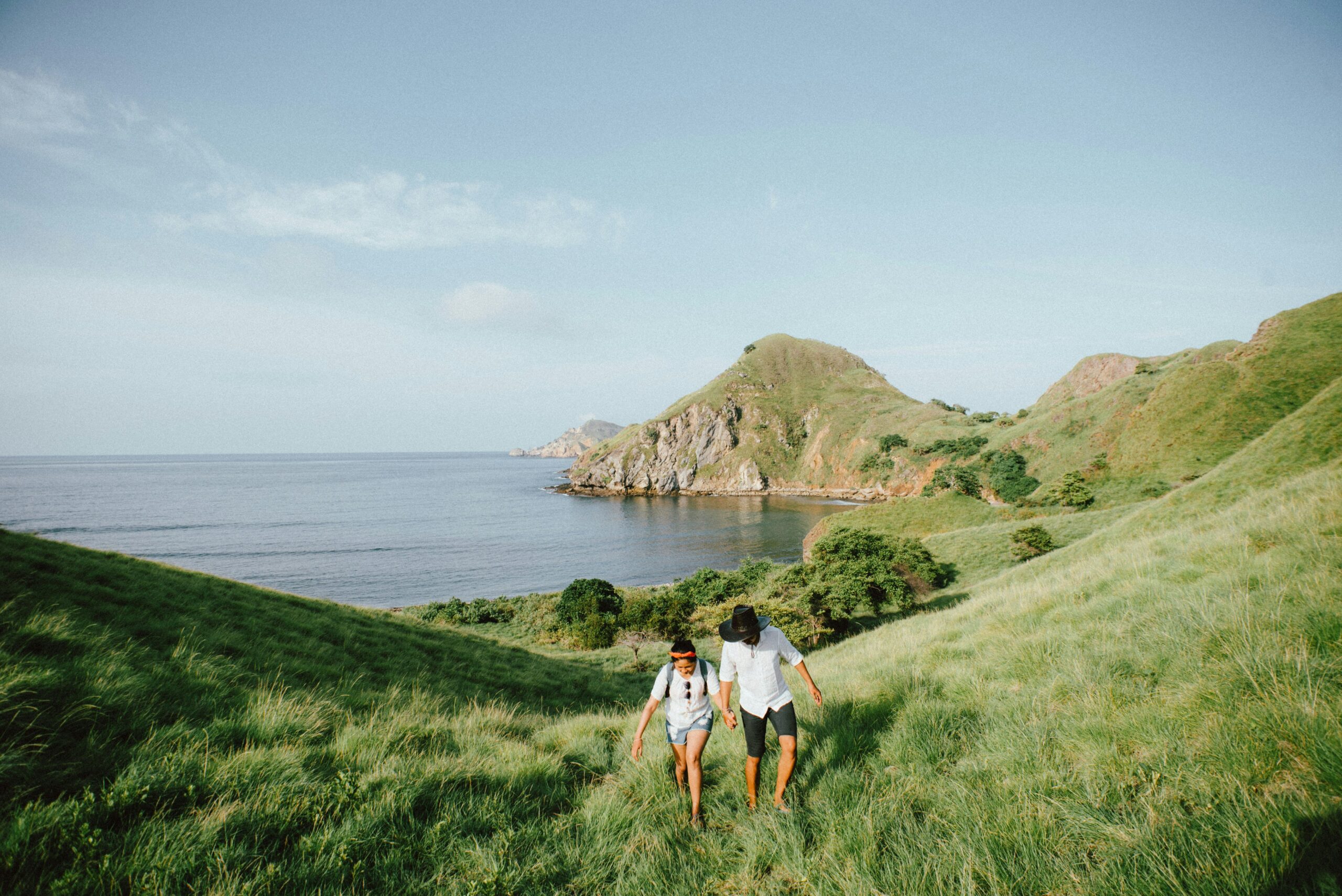 what does traveling responsibly mean